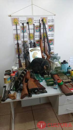 Polícia localiza arsenal de armas e munição em Marechal Candido Rondon - Rádio Cultura Foz